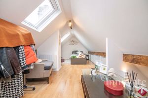 Photo 1- click for photo gallery